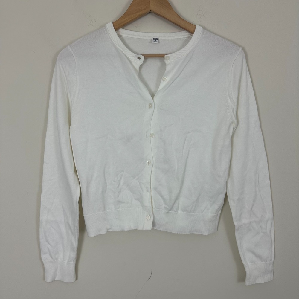 Uniqlo Cardigan Sweater White Parisian Minimalist Button Front Womens XS
